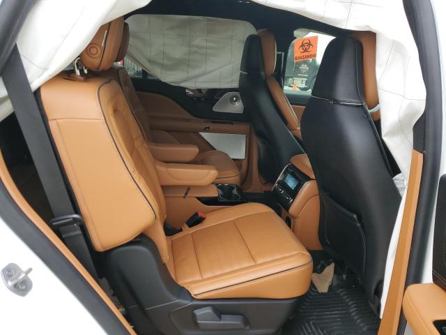 5LM5J9XC7LGL03885 Lincoln Aviator Black Label
