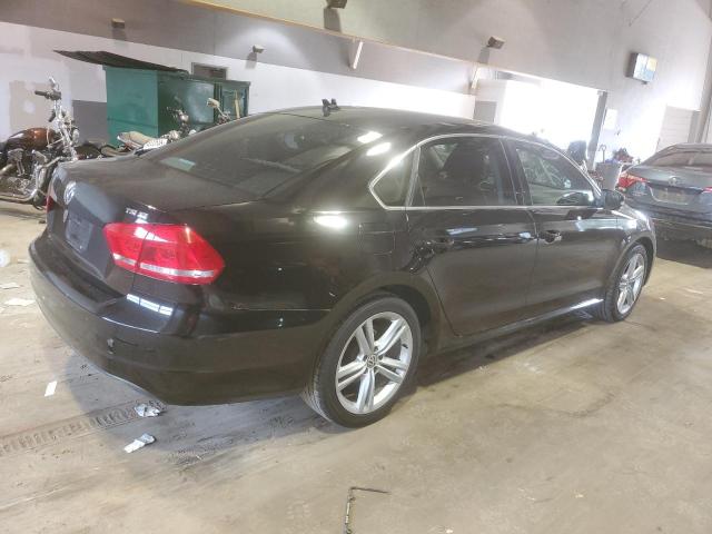 1VWBT7A3XEC072392 Volkswagen PASSAT SE