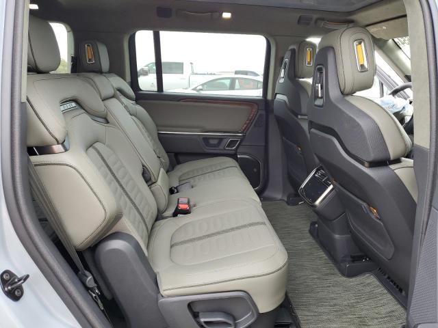 7PDSGCBA7RN030097 Rivian R1s Adventure