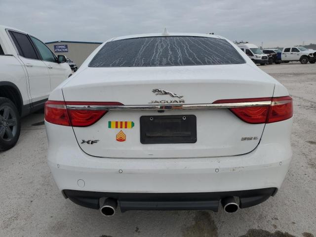 SAJBD4BV8HCY43274 Jaguar XF PREMIUM