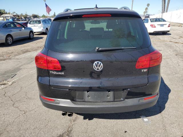 WVGRV7AX8HK000921 Volkswagen Tiguan Wolfsburg