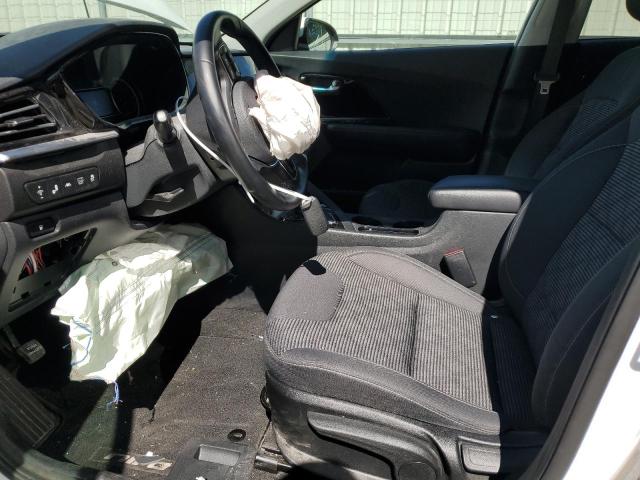 KNDCB3LC6N5527467 KIA NIRO LX