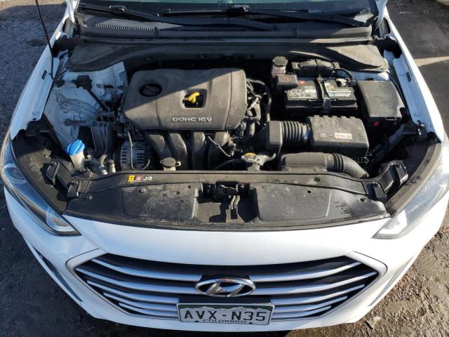 5NPD84LFXHH030915 Hyundai ELANTRA SE