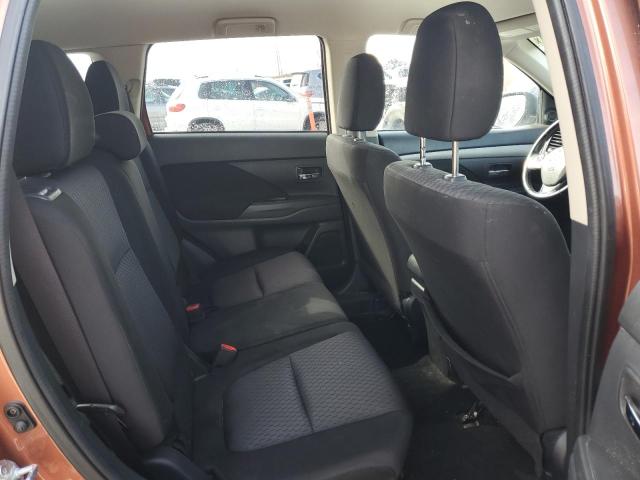JA4AZ3A36EZ017757 Mitsubishi Outlander Se