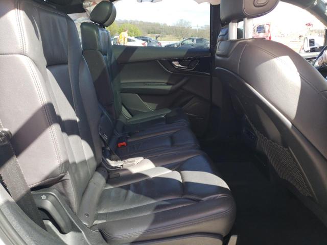 WA1LHAF70HD043199 Audi Q7 Premium Plus