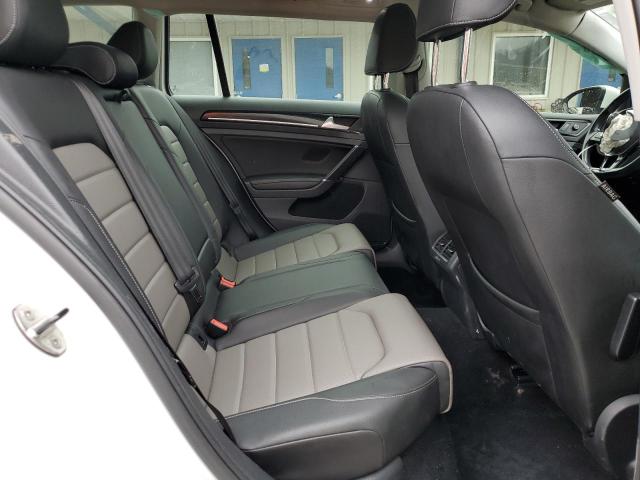 3VWC17AU9GM523851 Volkswagen Golf Sportwagen S