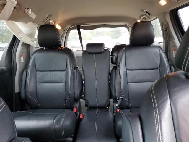 5TDXZ3DC6HS857331 Toyota SIENNA SE