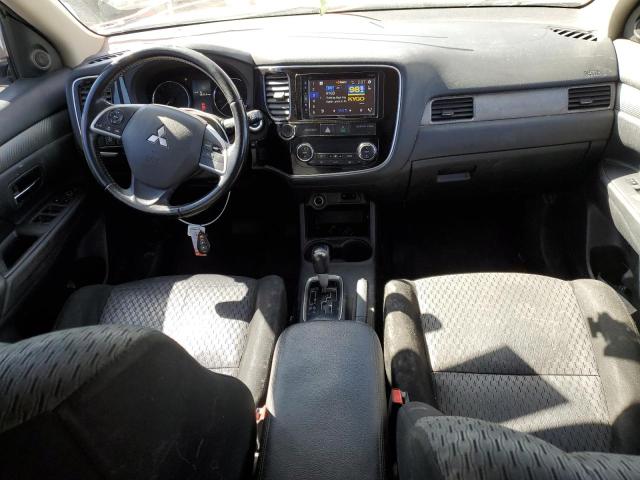 JA4AZ3A3XEZ007331 Mitsubishi Outlander Se