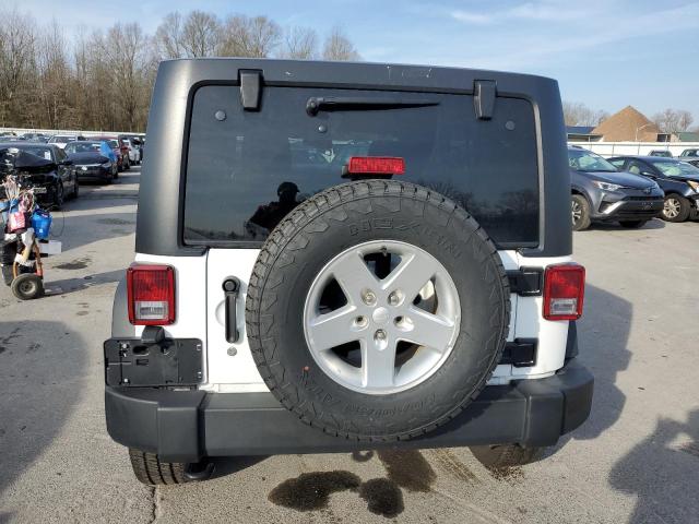 1C4HJWDG7FL556873 Jeep Wrangler Unlimited Sport