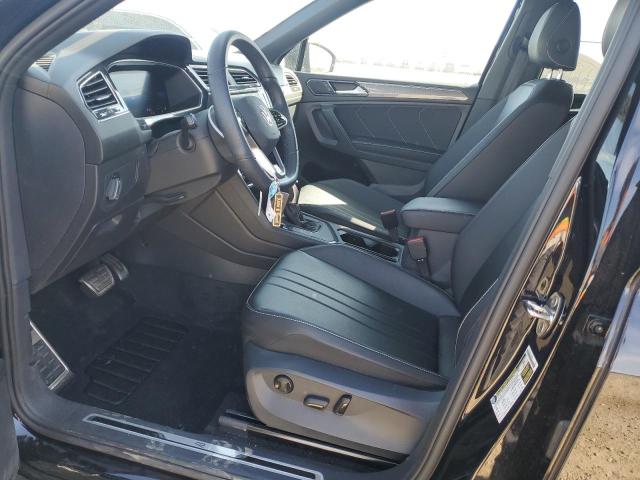 3VVCB7AX6NM109032 Volkswagen Tiguan Se R-line Black