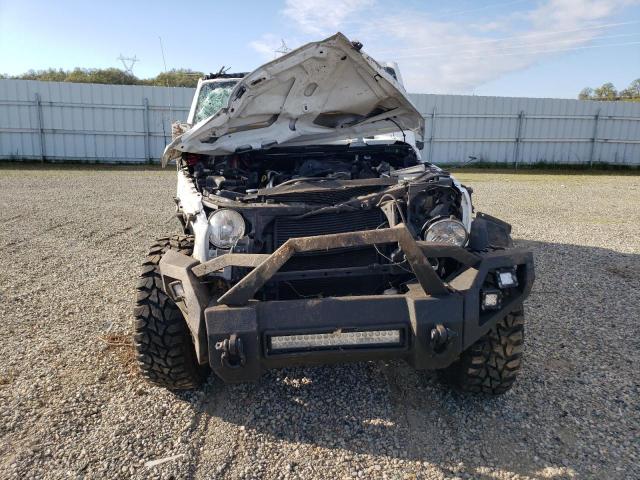 1C4BJWDG0GL283962 Jeep Wrangler Unlimited Sport