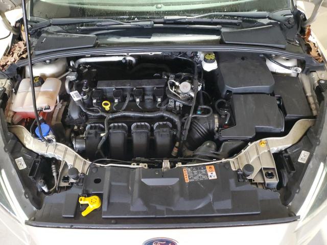 1FADP3M23JL215145 Ford FOCUS SEL