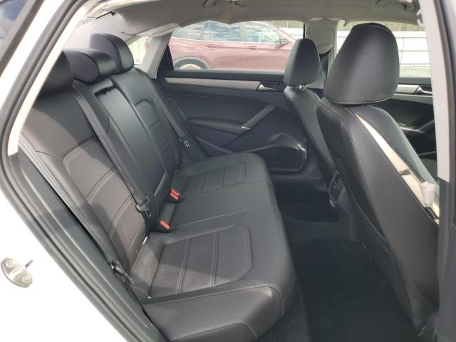 1VWSA7A39MC017159 Volkswagen PASSAT SE