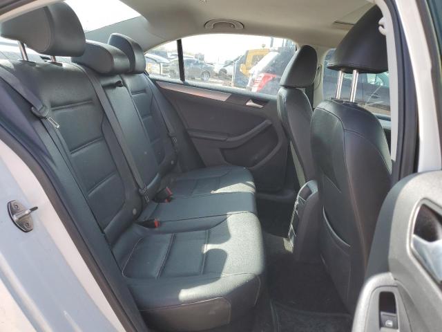 3VWDB7AJ2HM249062 Volkswagen JETTA SE
