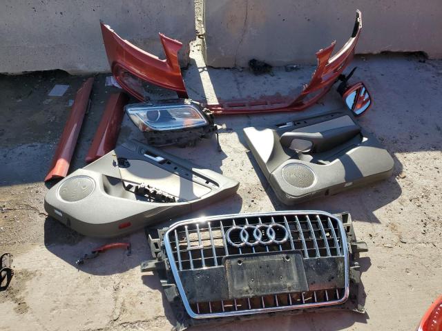 WA1DGAFP0EA074103 Audi Q5 Premium Plus