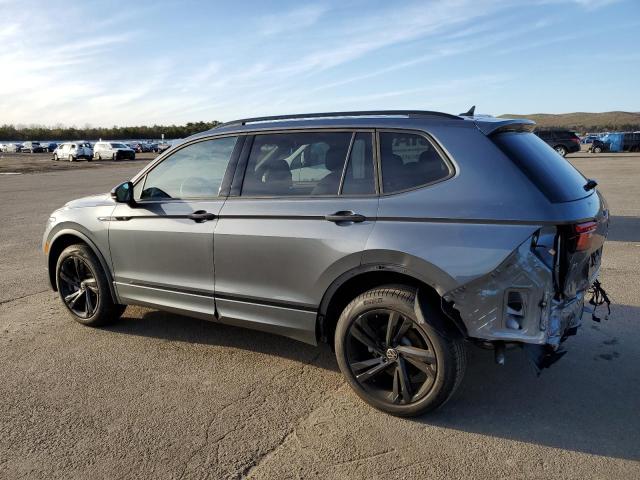 3VVCB7AX9PM106015 Volkswagen Tiguan Se R-line Black