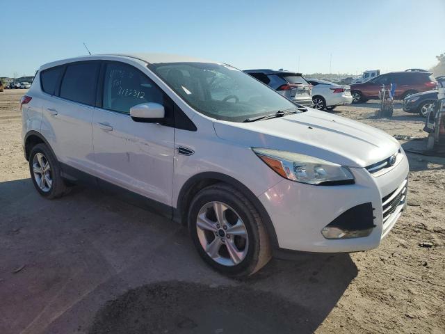 1FMCU0GX6GUC19998 Ford ESCAPE SE