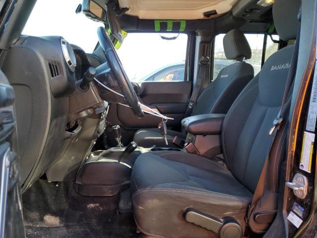 1C4HJWEG9JL801972 Jeep Wrangler Unlimited Sahara