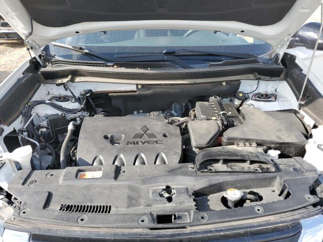 JA4AD3A34JZ018544 Mitsubishi Outlander Se