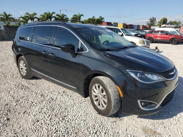 2C4RC1BG4HR590963 Chrysler Pacifica Touring L