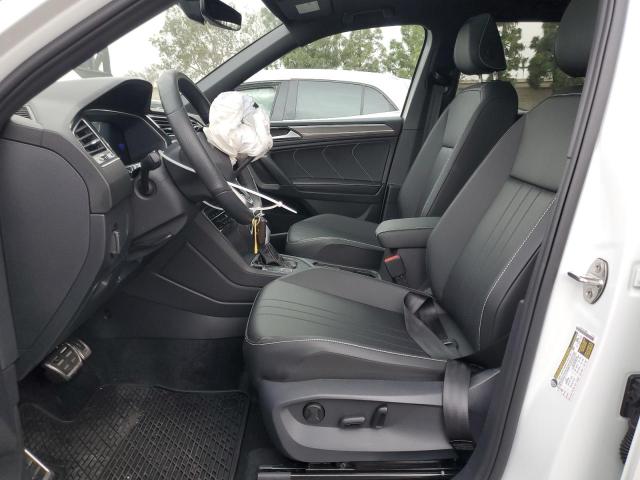 3VVCB7AX8PM116986 Volkswagen Tiguan Se R-line Black