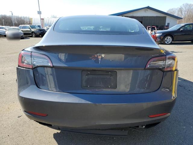 5YJ3E1EA8NF289532 Tesla MODEL 3
