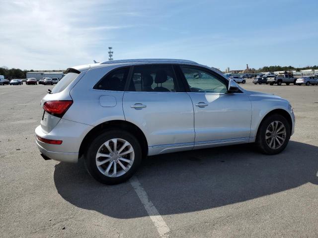 WA1LFAFP9EA119053 Audi Q5 Premium Plus
