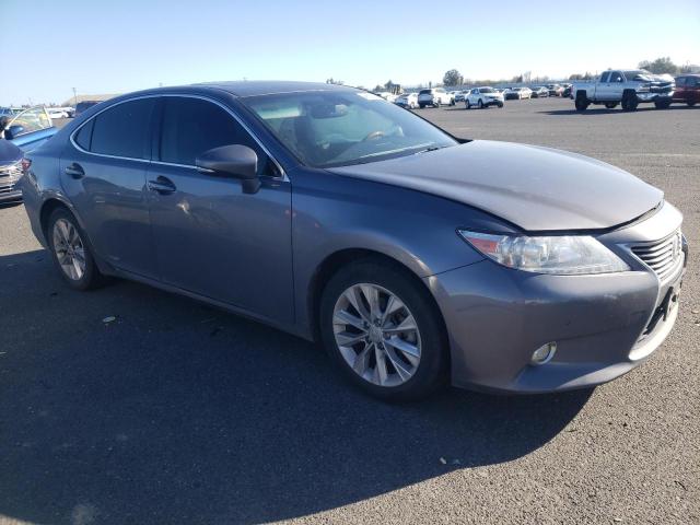 JTHBW1GG8F2098450 Lexus ES 300H