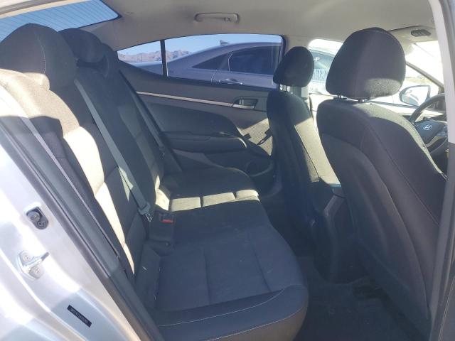 5NPD74LF5JH392465 Hyundai ELANTRA SE