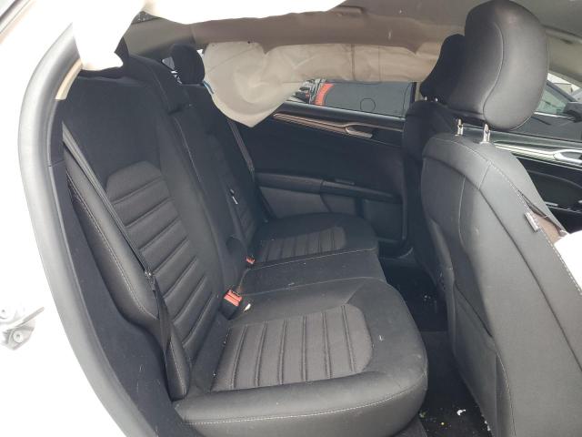 3FA6P0HD7JR175477 Ford FUSION SE