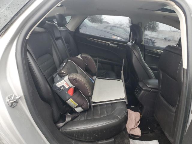 3FA6P0HD8FR152748 Ford FUSION SE