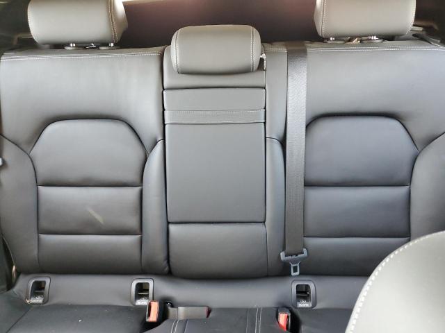 SJKCH5CR6JA058040 Infiniti QX30 BASE