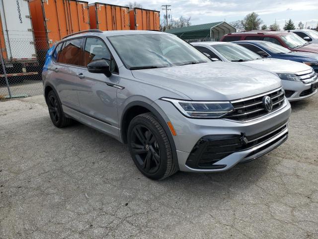 3VV8B7AX8RM003032 Volkswagen Tiguan Se R-line Black