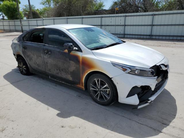 3KPF24AD8NE502170 KIA FORTE FE