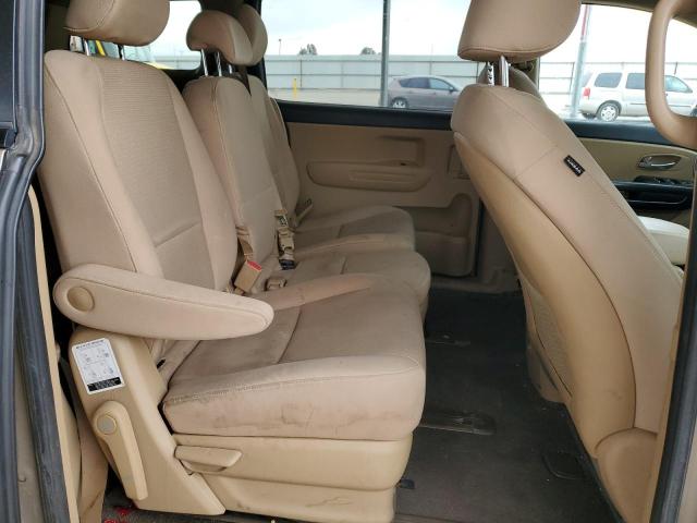 KNDMB5C16H6232608 KIA SEDONA LX