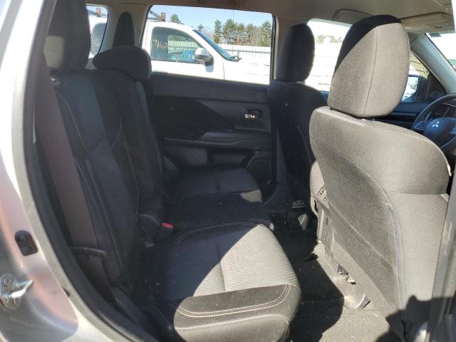 JA4AZ3A30LZ048726 Mitsubishi Outlander Se