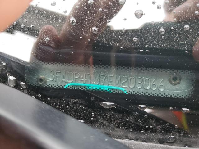 3FADP4TJ7FM203066 Ford FIESTA S