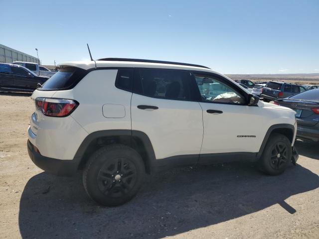 3C4NJDAB0JT107824 Jeep Compass Sport
