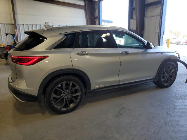 3PCAJ5M17KF131058 Infiniti Qx50 Essential