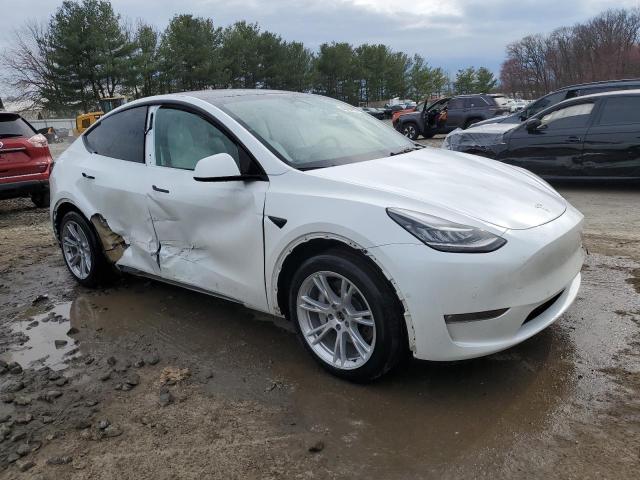7SAYGAEE6NF401735 Tesla Model Y