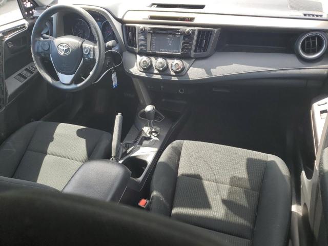 2T3BFREV1JW808144 Toyota RAV4 LE