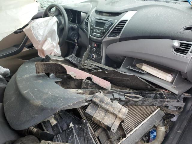 5NPDH4AE2FH634692 Hyundai ELANTRA SE