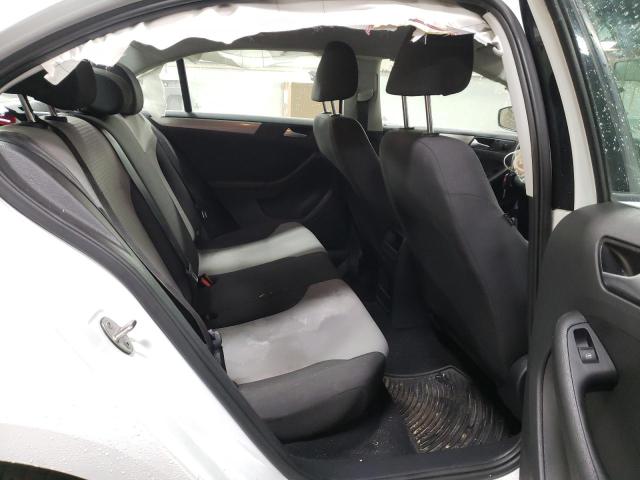 3VW2B7AJ4JM234589 Volkswagen JETTA S