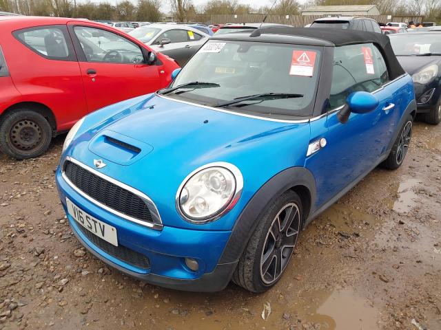 Auction sale of the 2009 Mini Cooper S, vin: WMWMS32040TX92515, lot number: 46532184