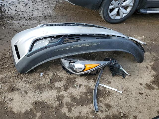 KNDCM3LD7J5162438 KIA NIRO LX