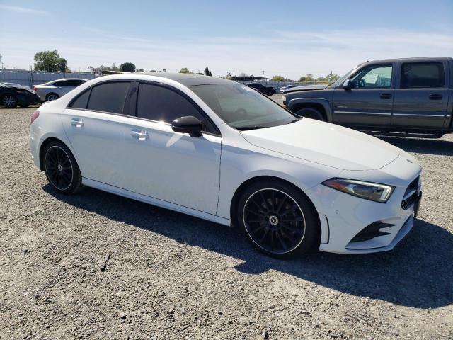 W1K3G4EBXLJ237724 Mercedes-Benz A 220