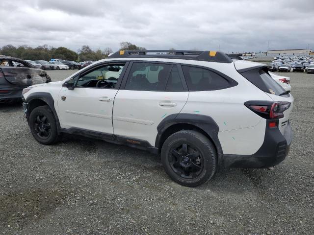 4S4BTGUD9N3240090 Subaru Outback Wilderness