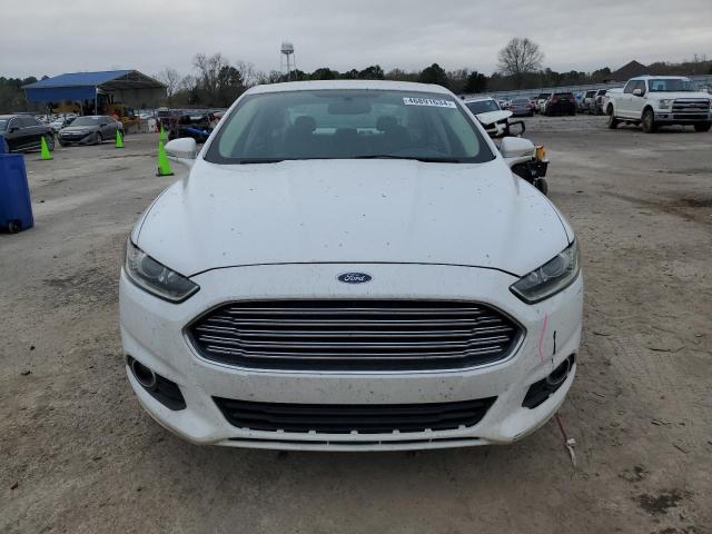 1FA6P0HD5F5129463 Ford FUSION SE