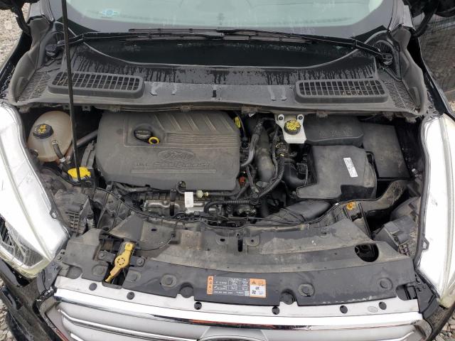 1FMCU9GD4HUD82807 Ford ESCAPE SE