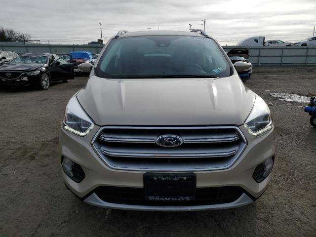 1FMCU9J92HUA90125 Ford Escape Titanium